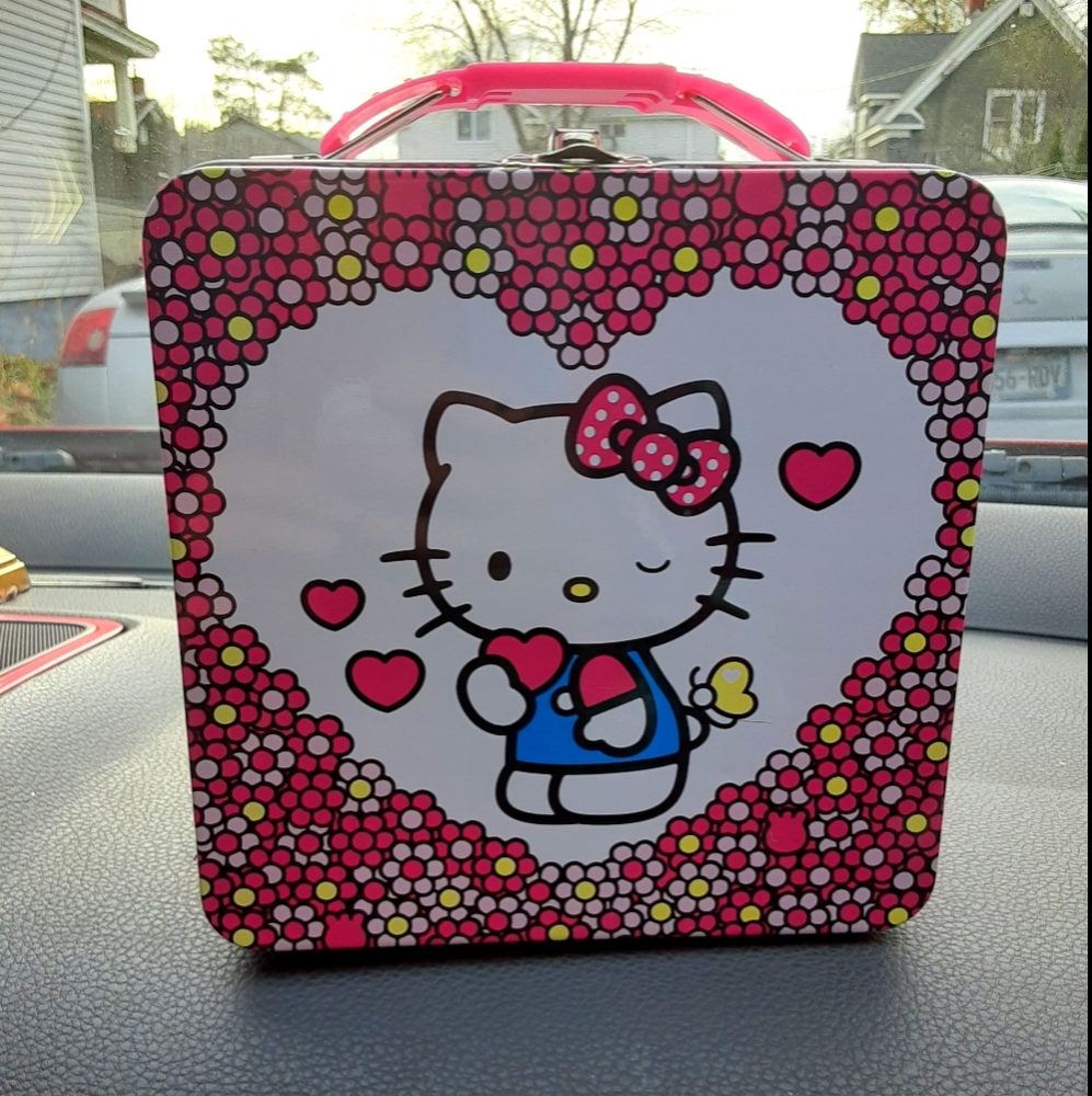 Hello Kitty Tin Box